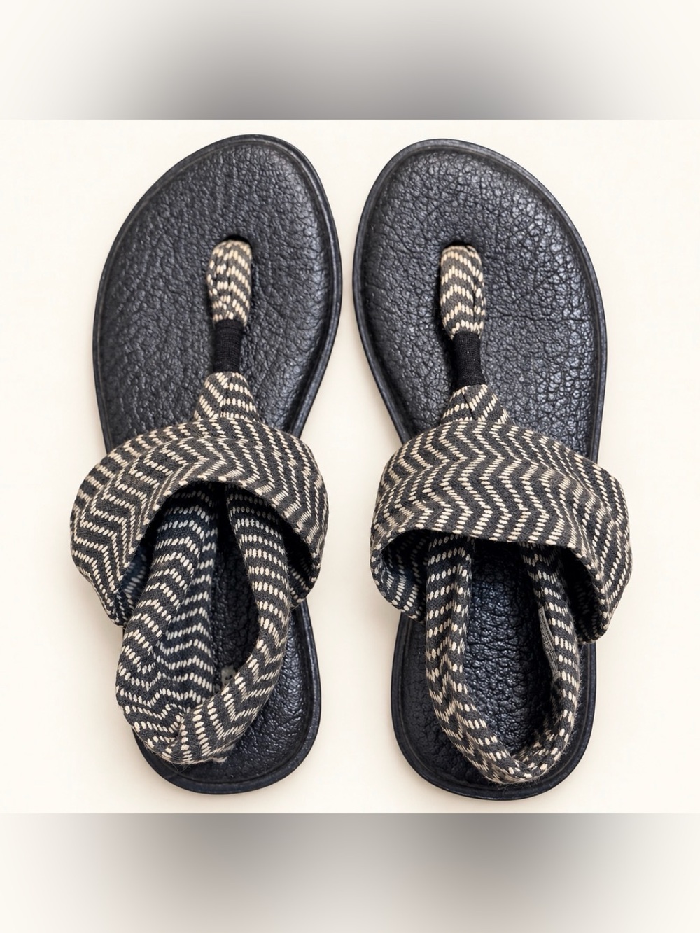 Sanuk Yoga Sling 2 Black Chevron Yoga Mat Sandals Women’s Size 8